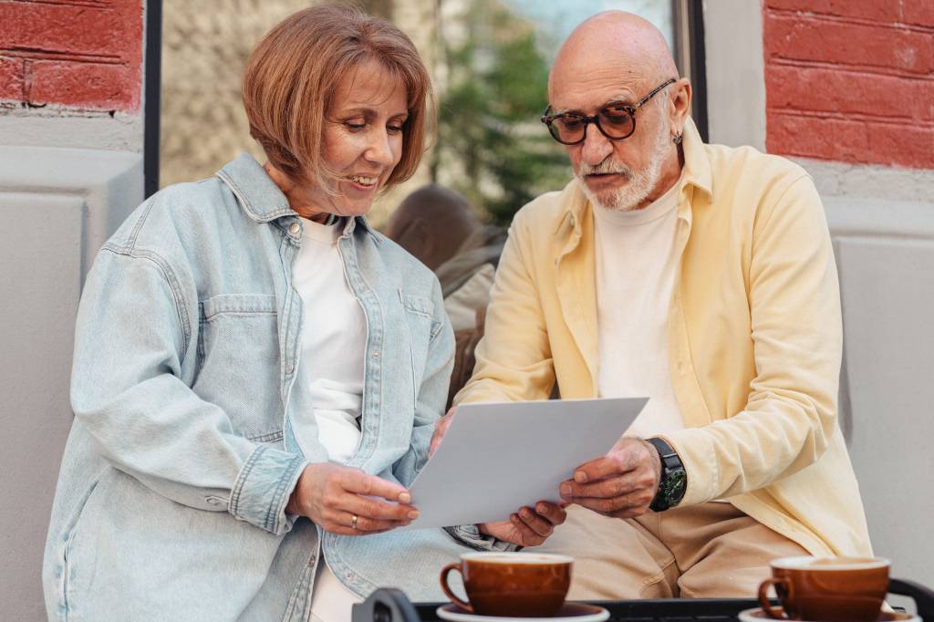 Top 6 des meilleures mutuelles senior : comparatif, garanties et prix
